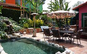 Woodland Hills Calabasas Guest Houses 3*